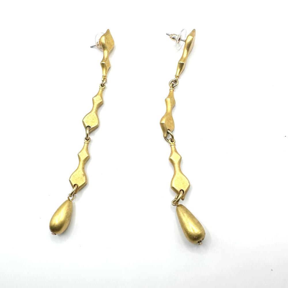 Retro dangle long pierced earring gold tone 80s 90s vintage inspired jewelry